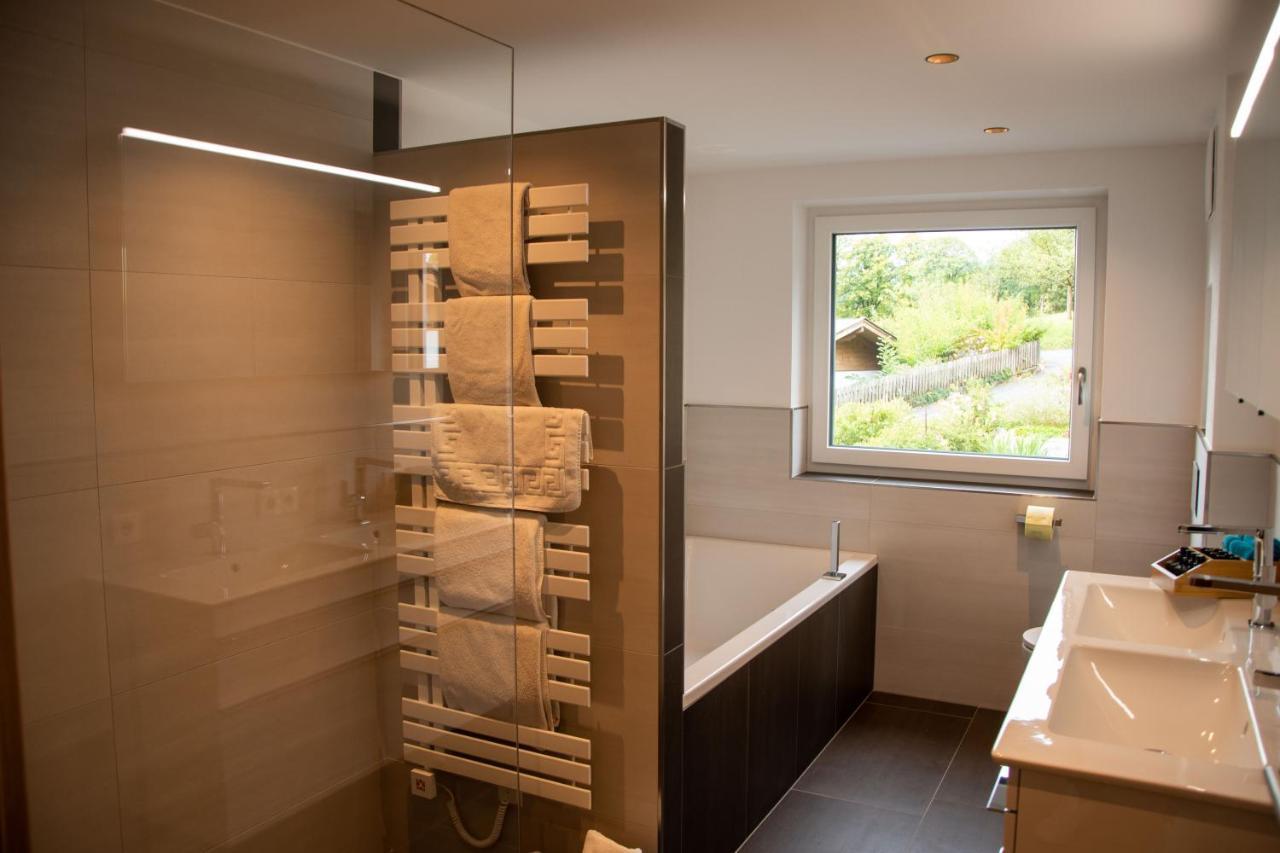 Das Neue Sonnberg Living, Ski In-Ski Out Brixen im Thale Exterior photo