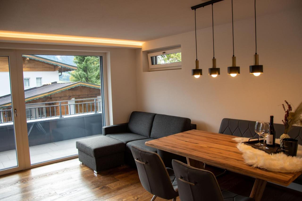 Das Neue Sonnberg Living, Ski In-Ski Out Brixen im Thale Exterior photo