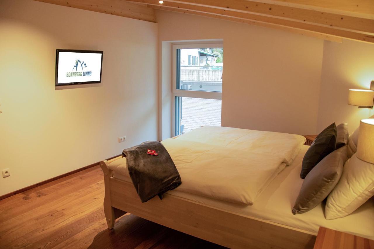 Das Neue Sonnberg Living, Ski In-Ski Out Brixen im Thale Exterior photo